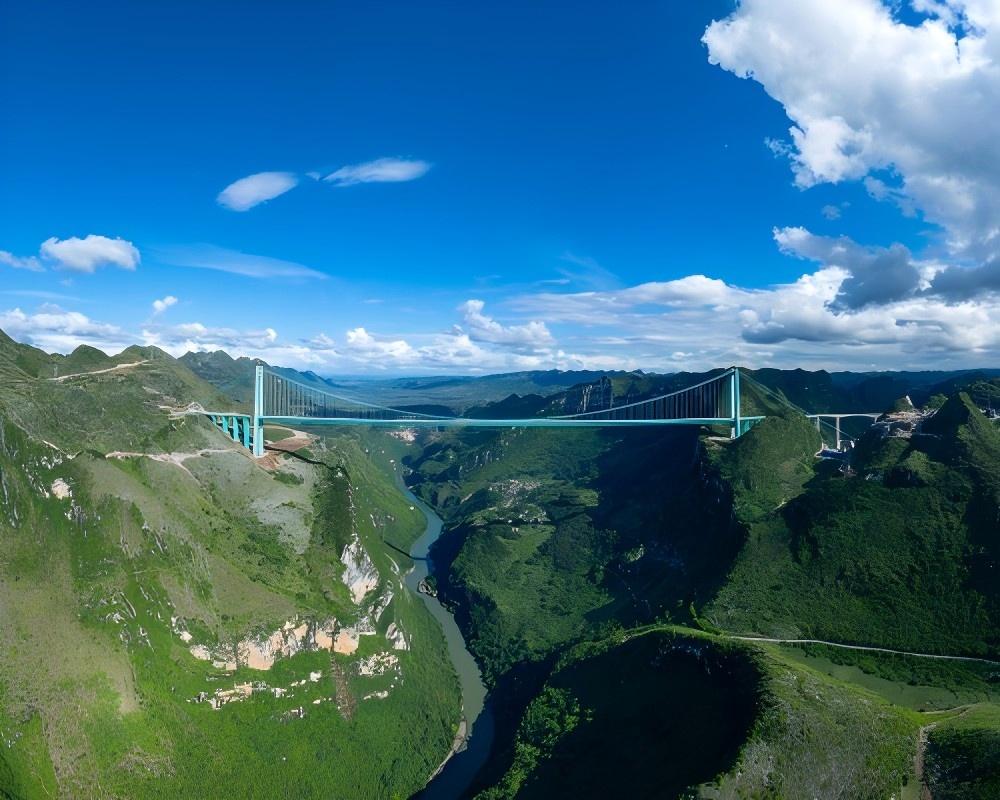 화장 협곡 대교(花江峡谷大桥)